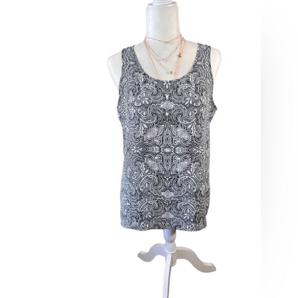 Express split back tank top black white blouse size medium - Picture 1 of 16